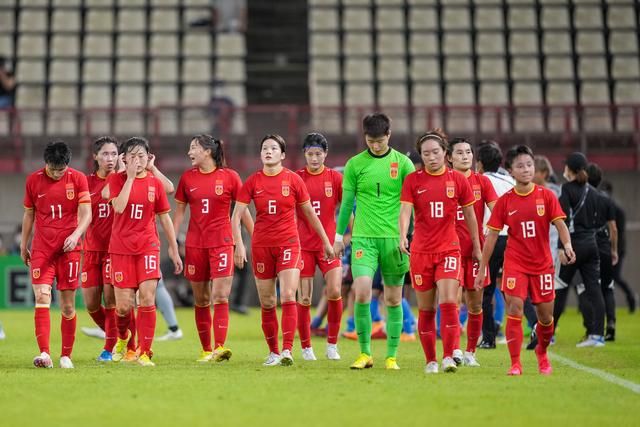 以新演员名义
